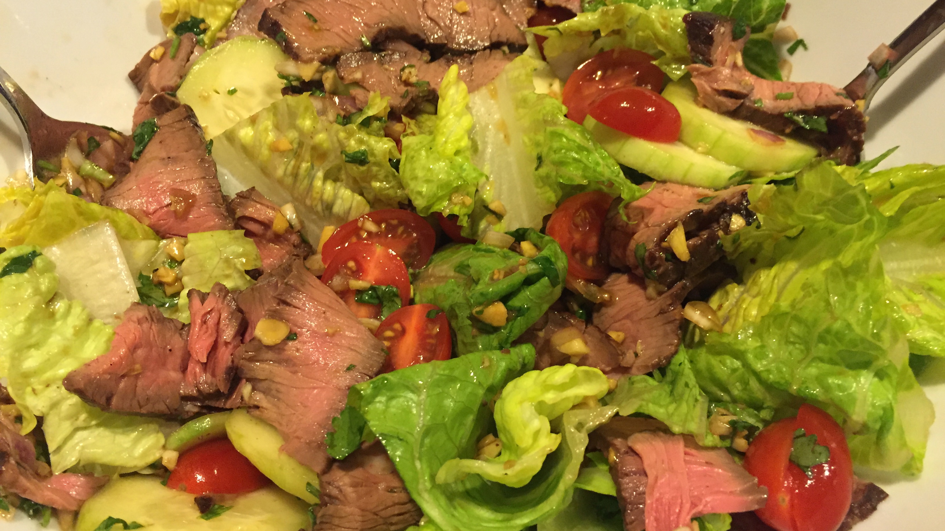 Thai Beef Salad (Yum Nuea) - Columbine Kitchen